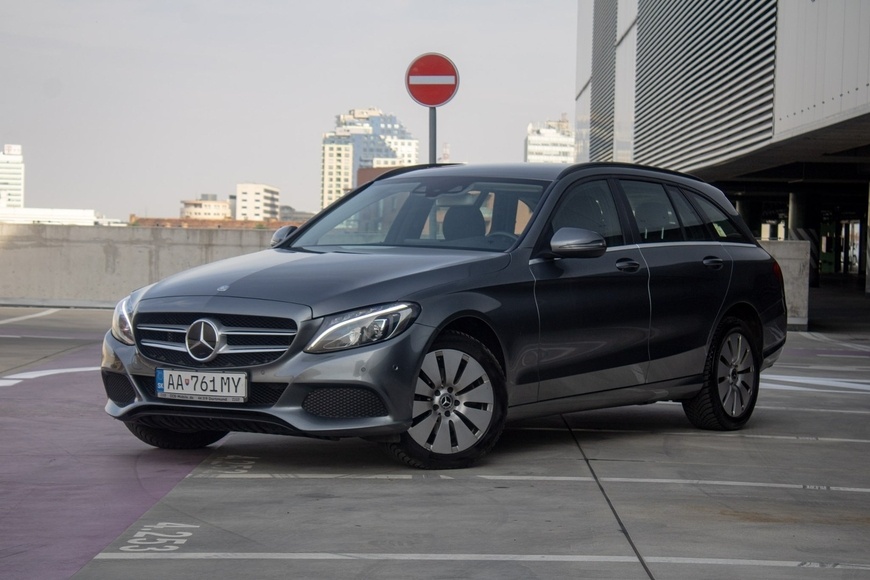 Mercedes-Benz C trieda Kombi 220 d 4matic 9Gtronic