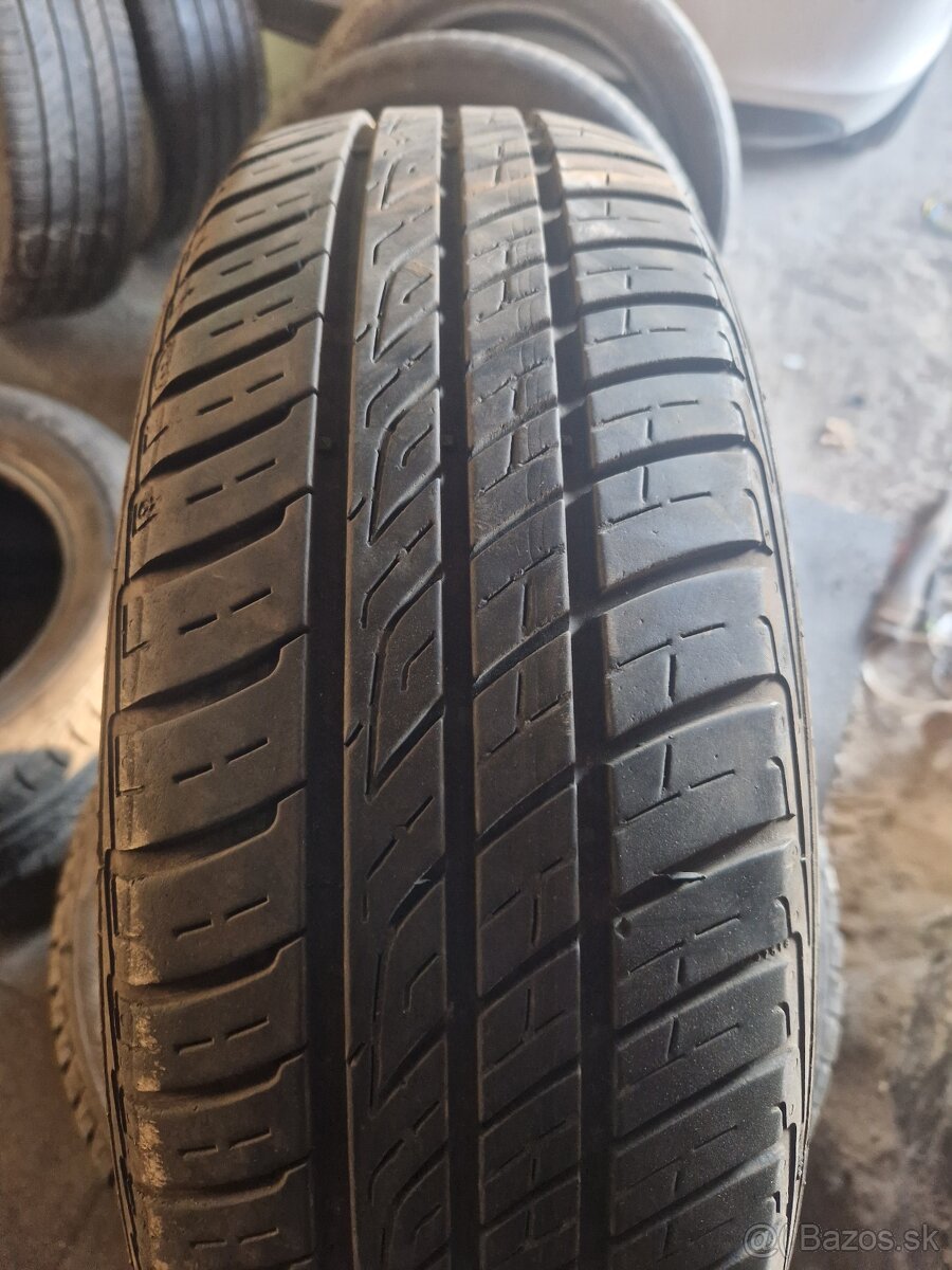 175/65R14 82T BARUM