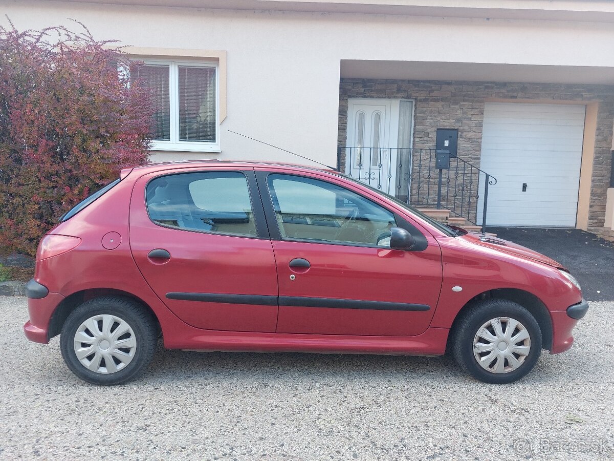 Peugeot 206