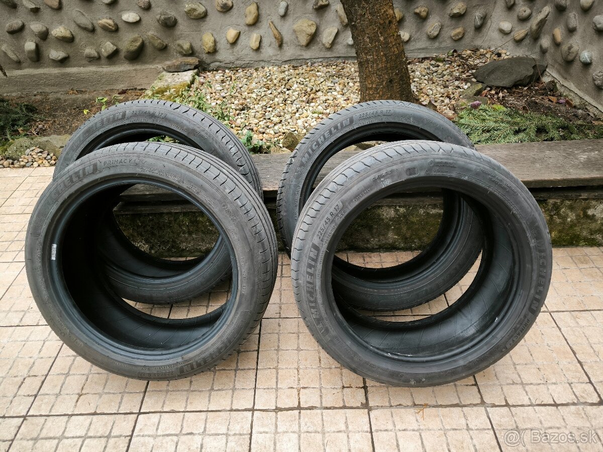 Letné pneu 225/45 R17 Michelin