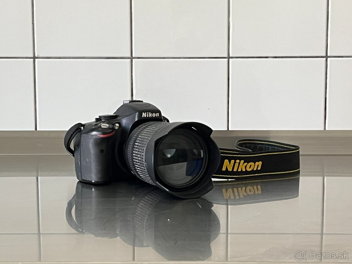 Nikon D5100 + AF-S DX Nikkor 18-105mm