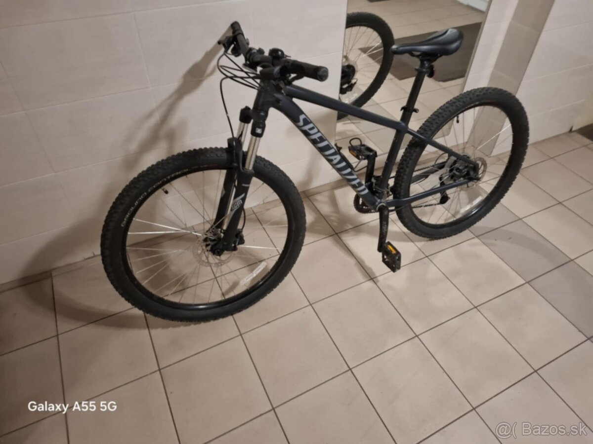 SPECIALIZED Rockhopper horský bicykel / veľkosť M