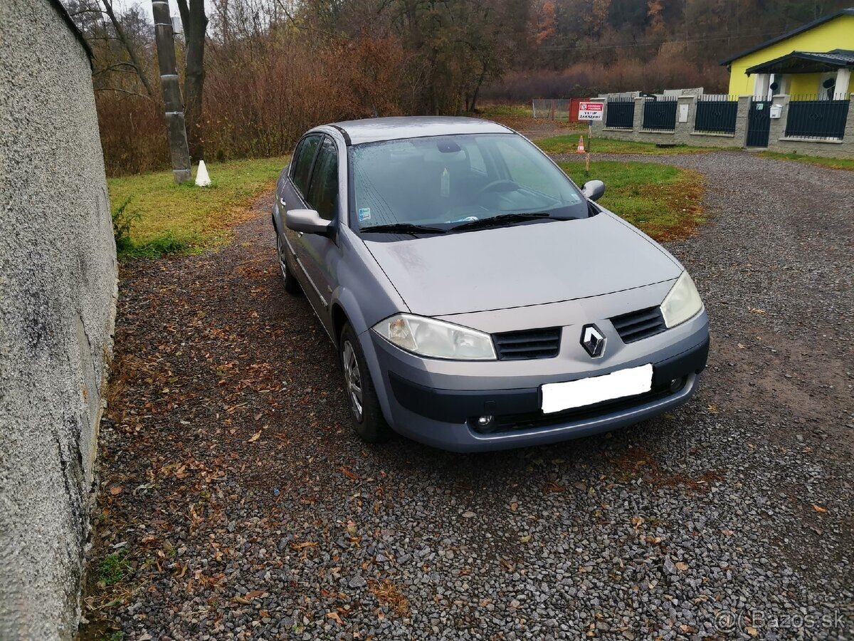 rozpredam renault megane 2 , 1,6i sedan