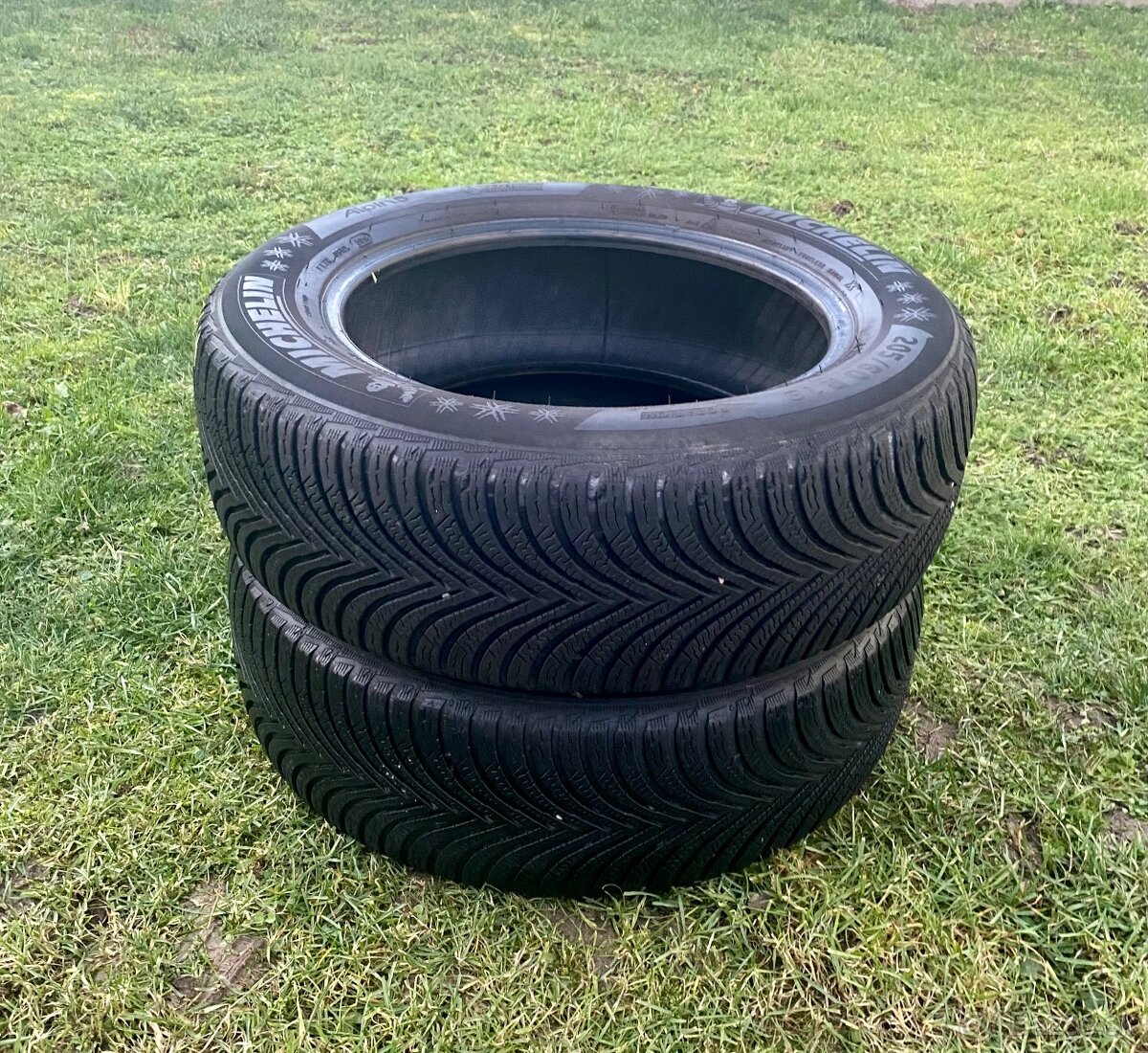 205/60 r16 zimné MICHELIN 96H