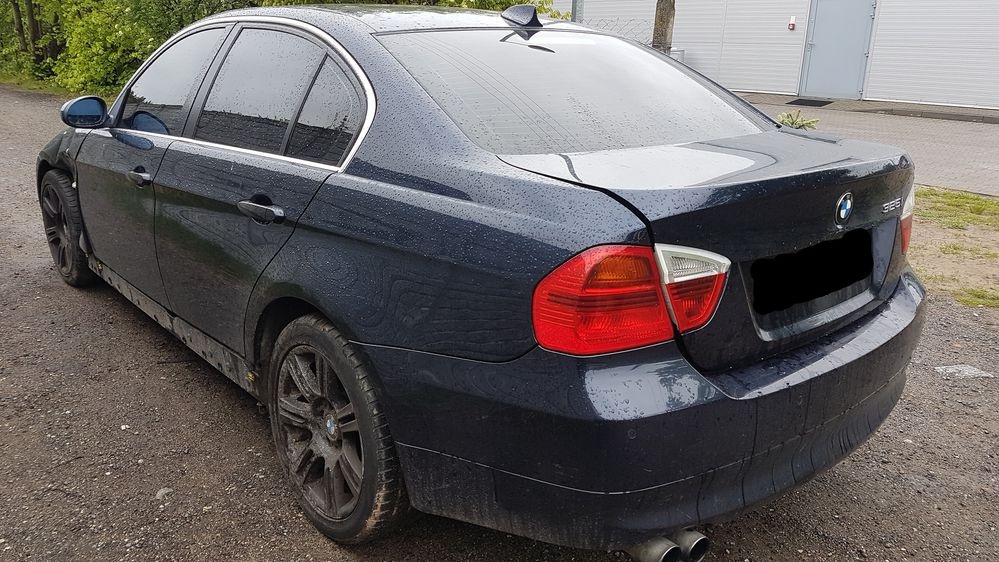 Rozpredame bmw e90 325i na nahradne diely