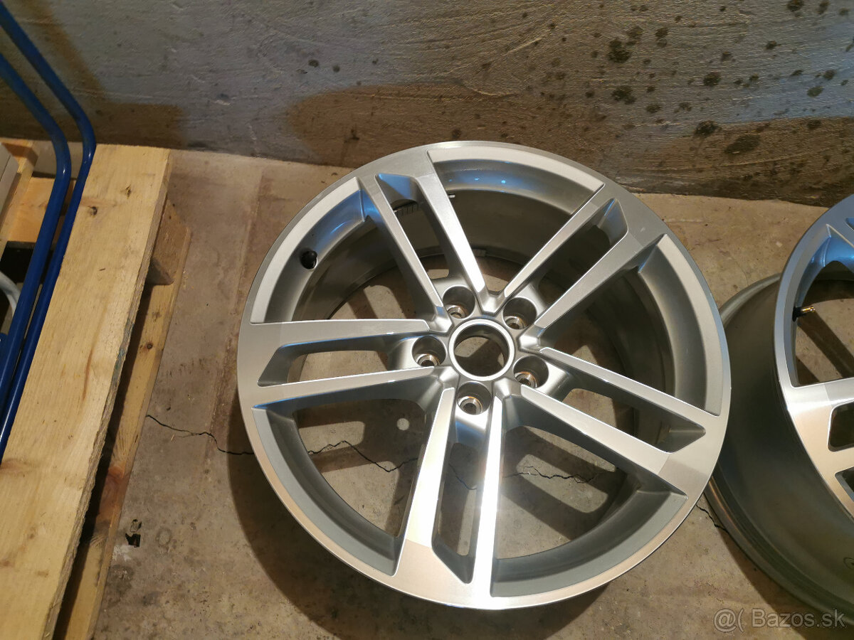 NOVÉ - Audi TT (8S) - originál 18" alu disky