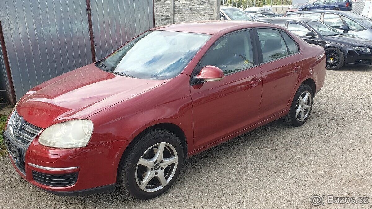 Vw jetta, 1.6i,75kw,07,alu kola, klimatizace