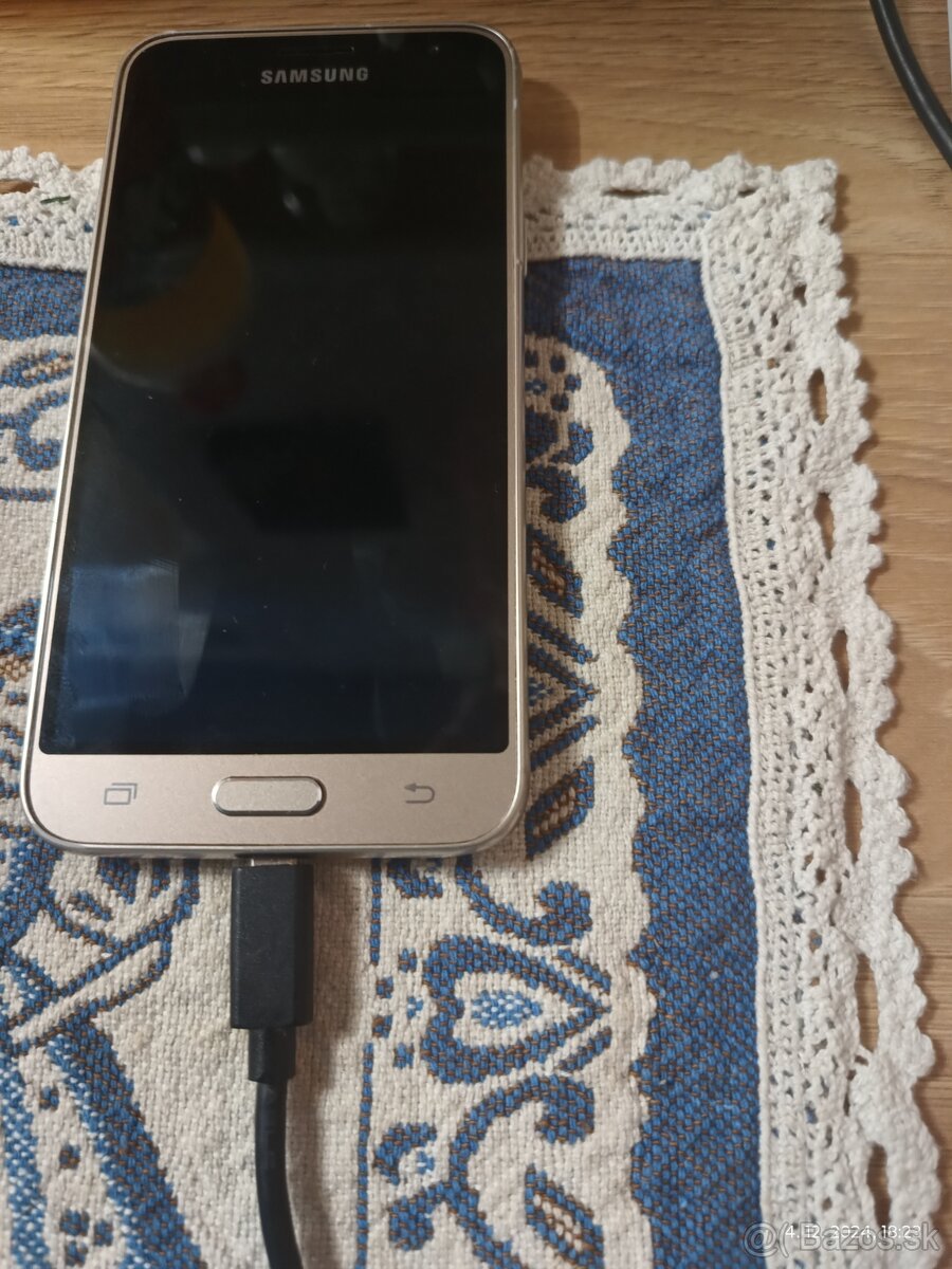 Samsung Galaxy J3Gold