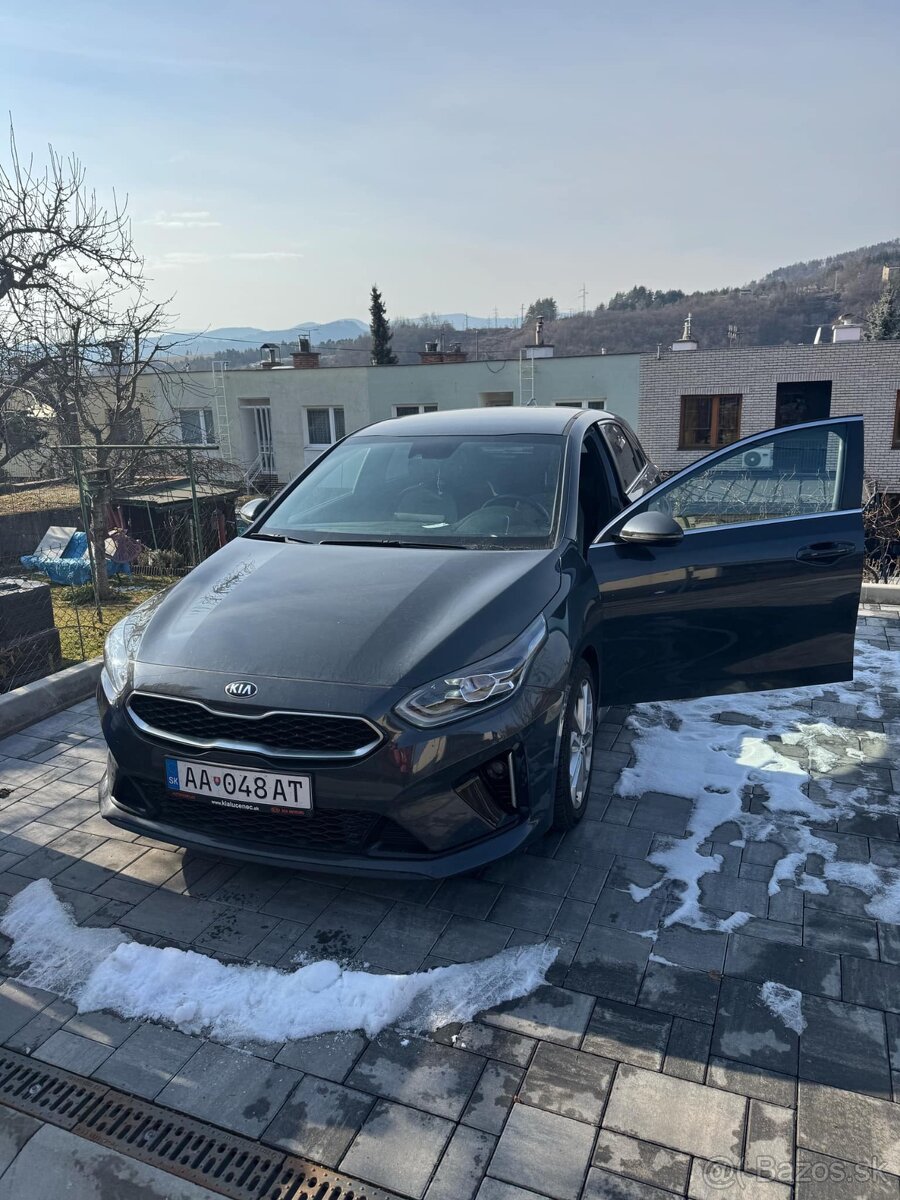 KIA Ceed 1,4 T-GDI 140k GT Line