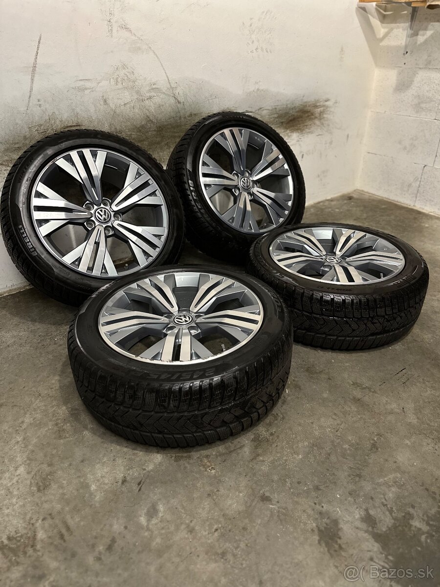 Sada kolies VW Passat Alltrack 5x112 R18 245/45/18 Kalamata