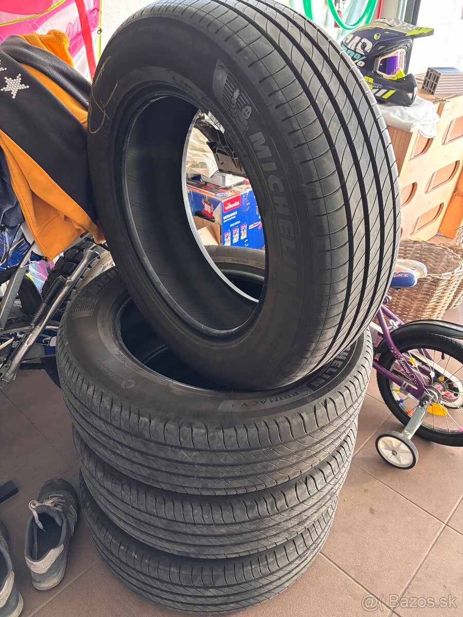 Michelin primacy 4 215/65 R17