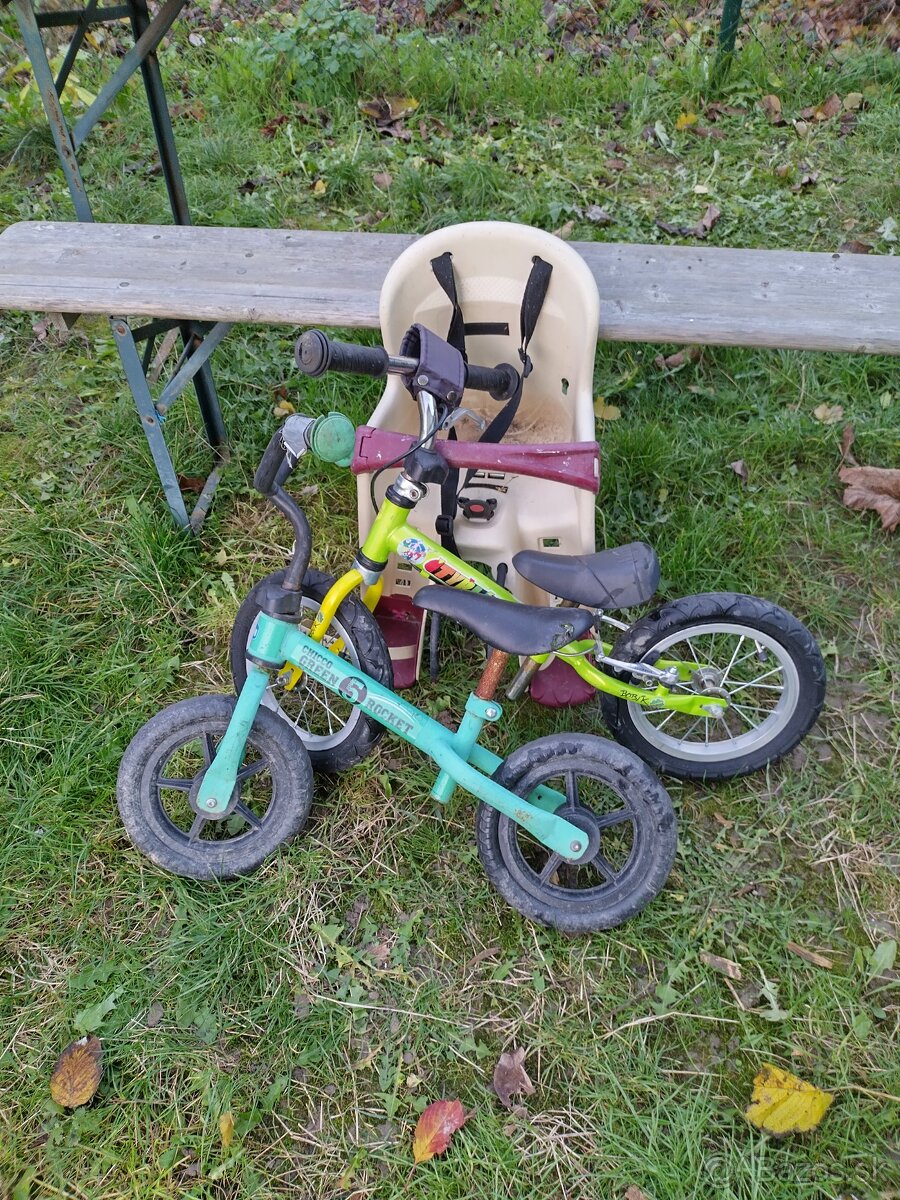 Darujem odrážadlá a sedačku na bicykel