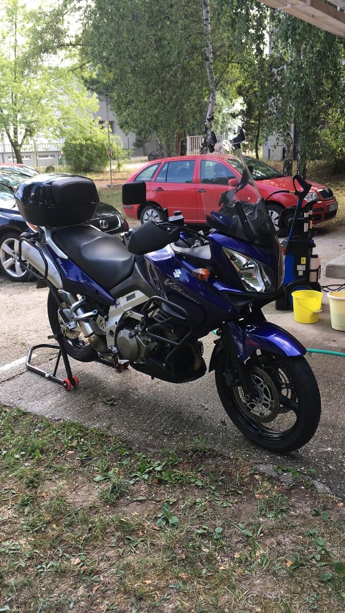 SUZUKI Vstrom DL 1000