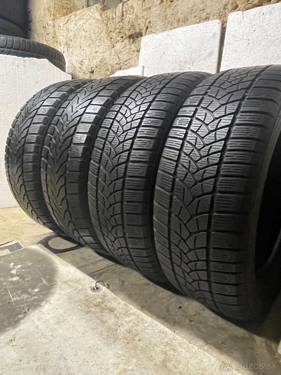 Pneu 225/60 R17 4x=120€