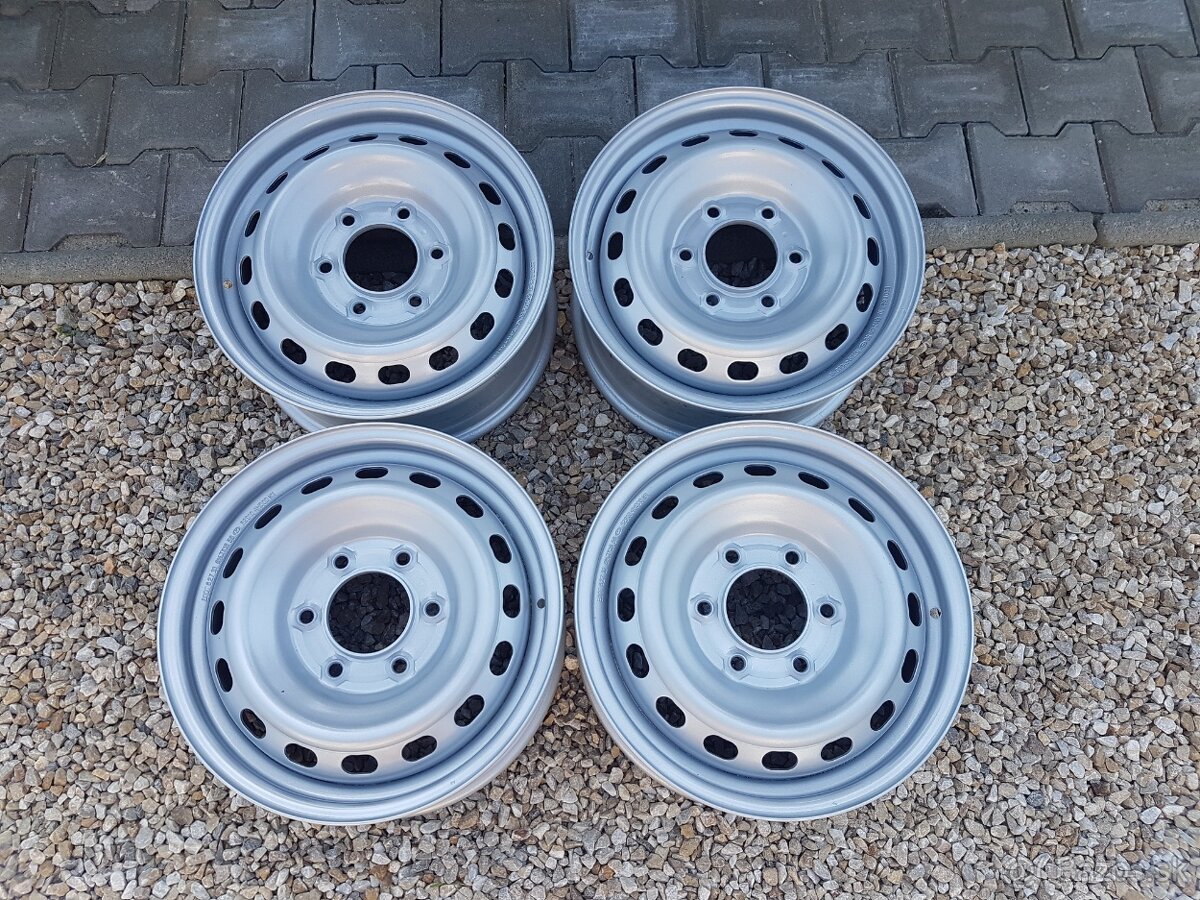 6x139,7 r16 plechové disky Hyundai H300, H1, i800, iMAx