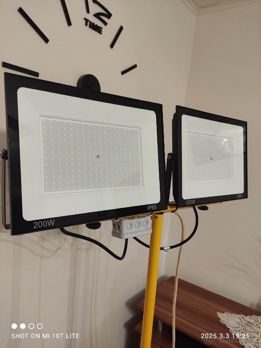 LED reflektor , pracovny reflektor 2x 200W