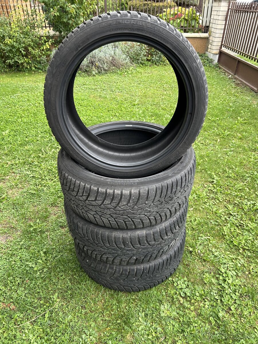 Zimné pneumatiky 225/40 r18 NOKIAN WR D4