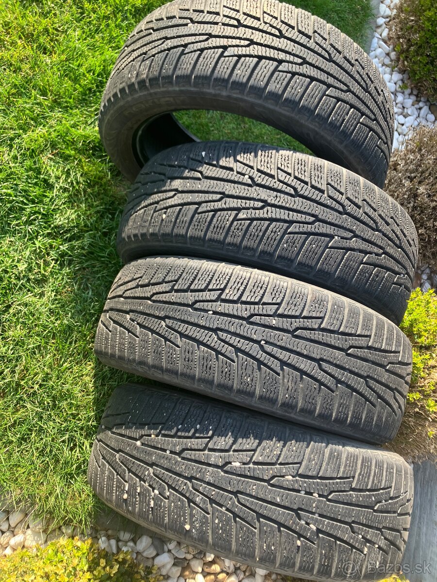 ——-Nokian zimne pneu 195/50 R16