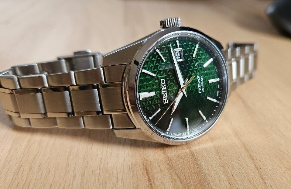 Kúpim takéto hodinky Seiko ale nie automa ale Quartz .