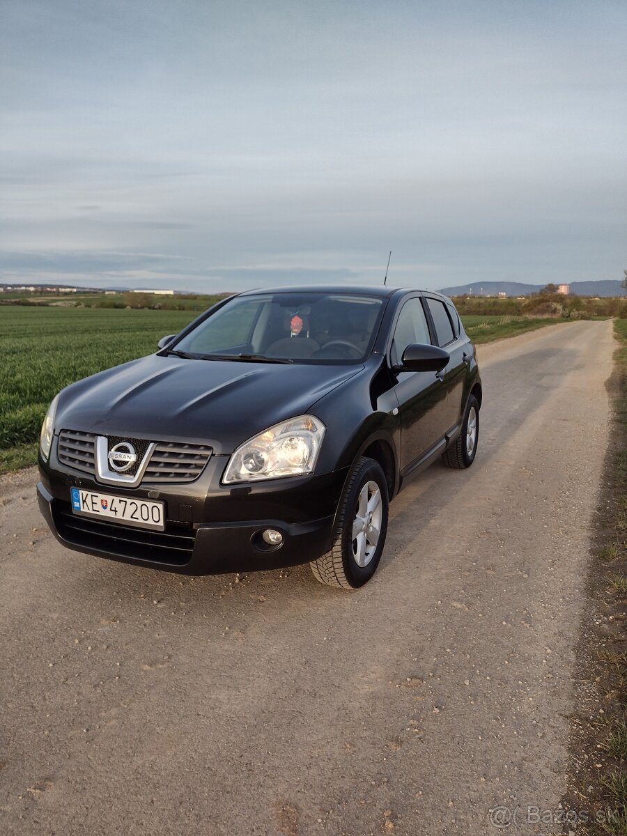 Nissan Qashqai 1.6 benzín