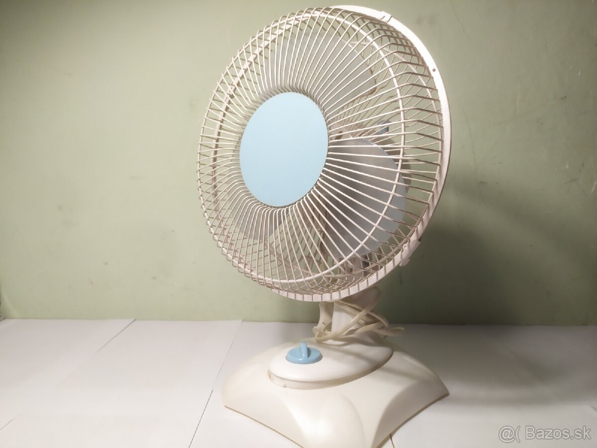 Stolný ventilátor