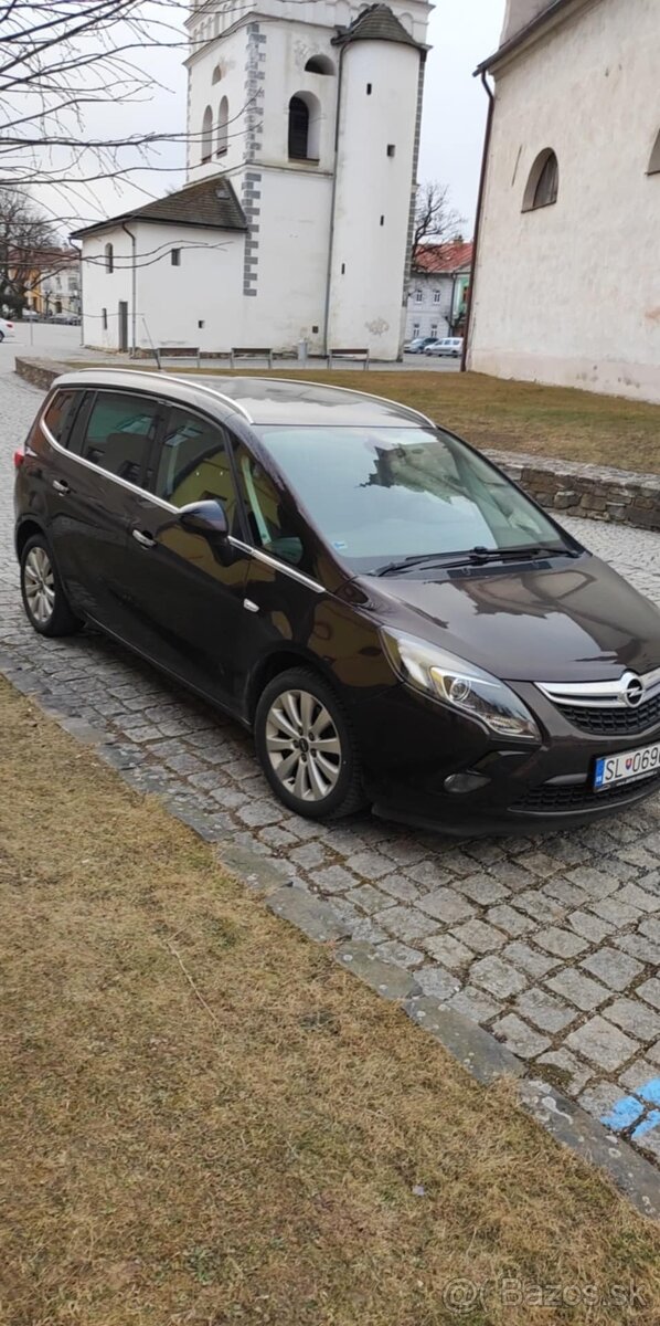 Opel Zafira Tourer C 2.0 121kw