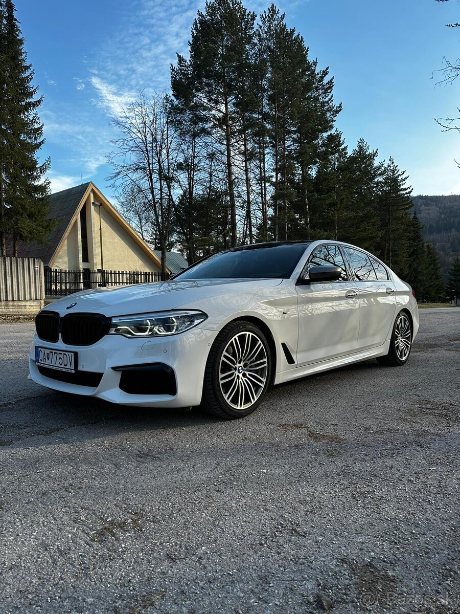 BMW M550i