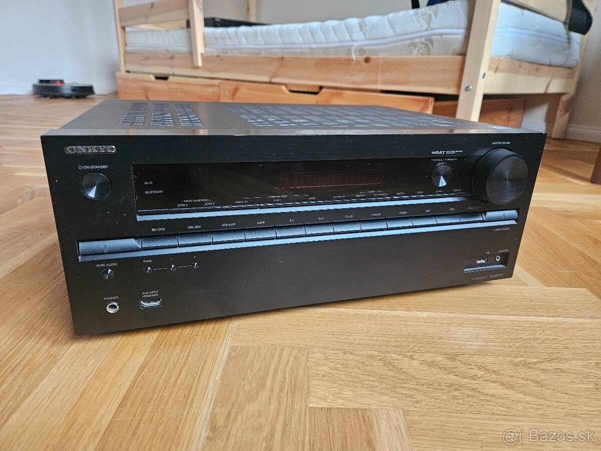 Onkyo TX-NR 737 na opravu