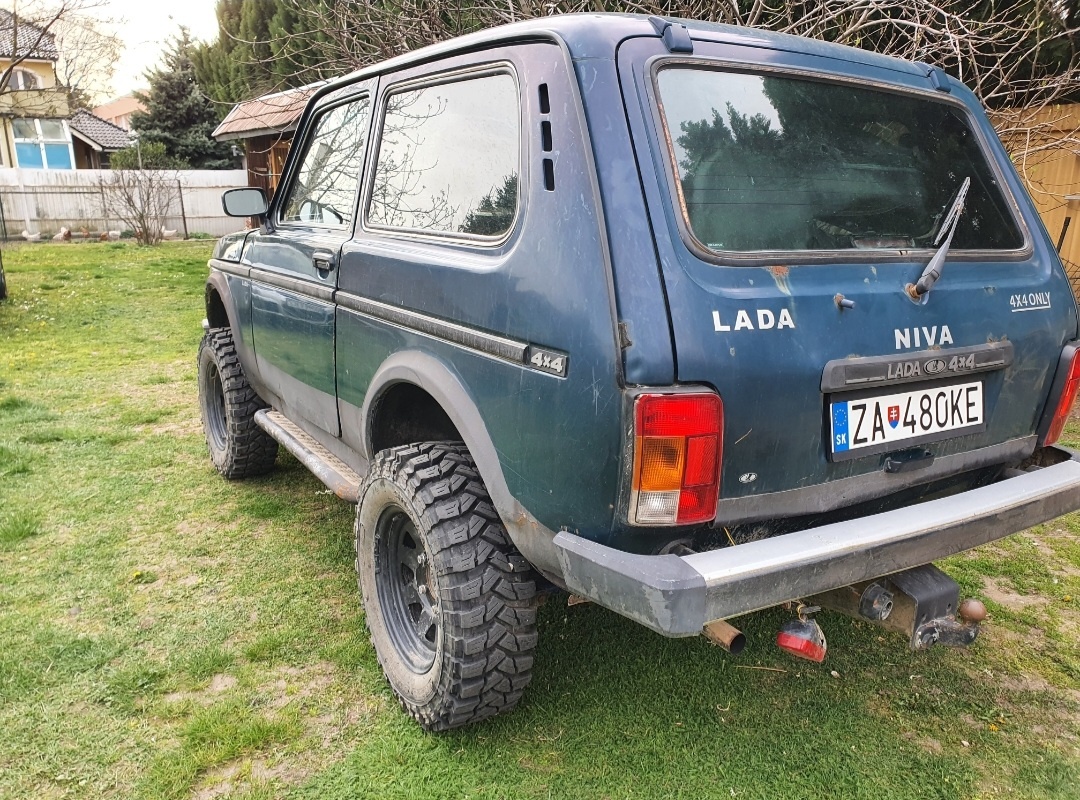 Ponúkam Lada Niva 4x4  1,7i + LPG