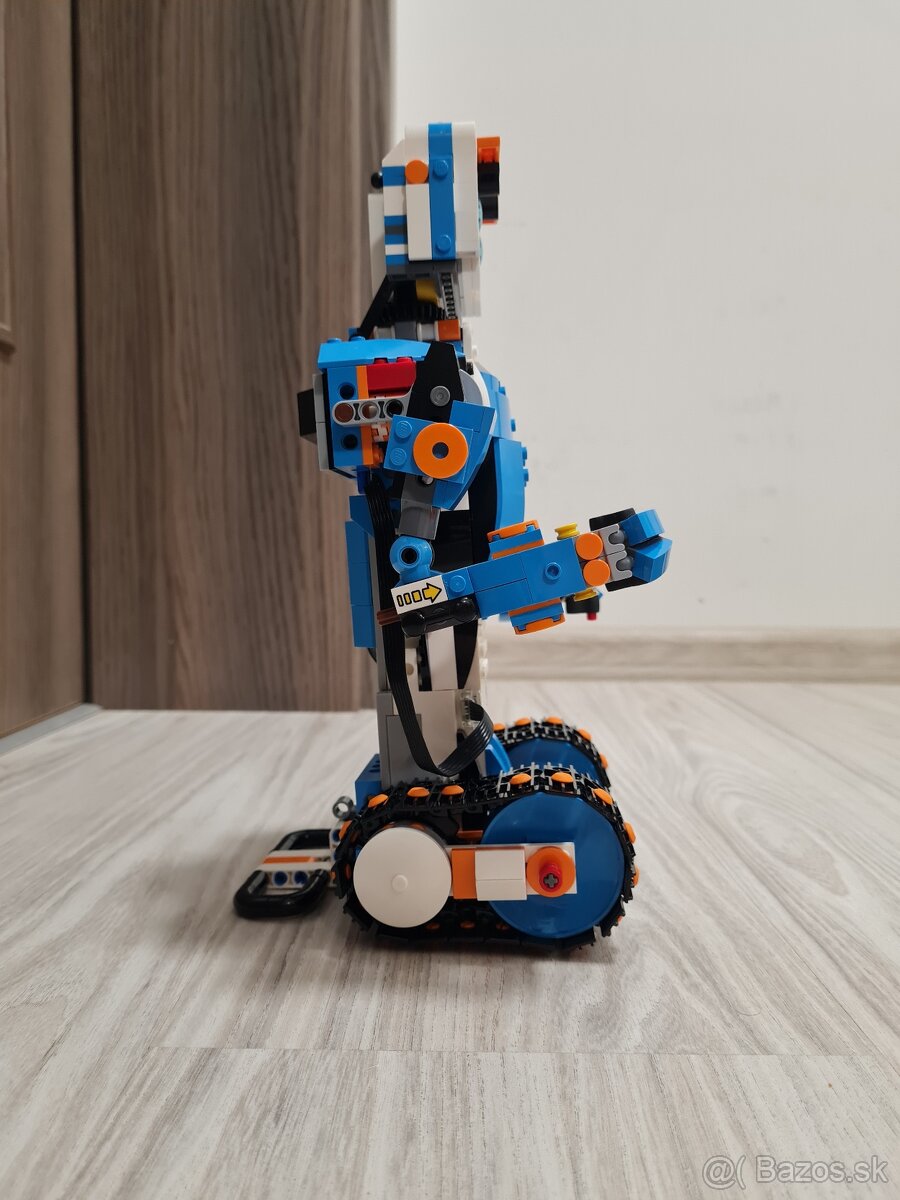 LEGO BOOST MEGA KREATÍVNA SADA 17101