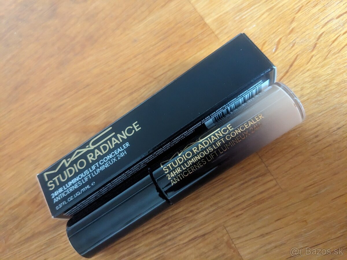 MAC Studio radiance concealer korektor