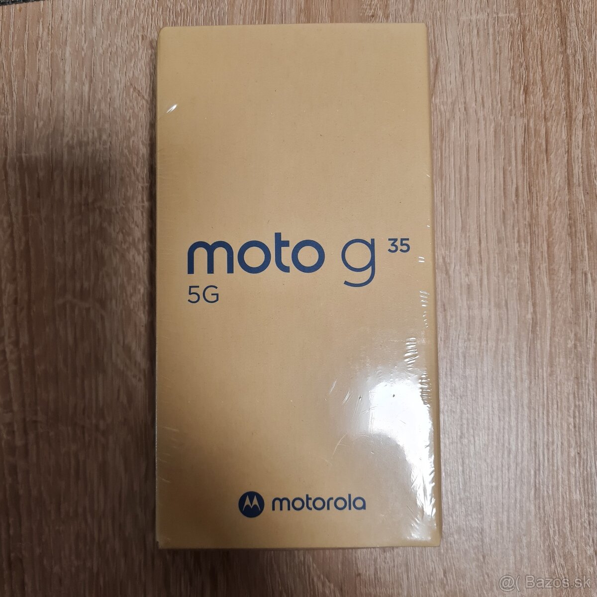 Predám nový mobil Motorola G35 5G, 4/128GB nový