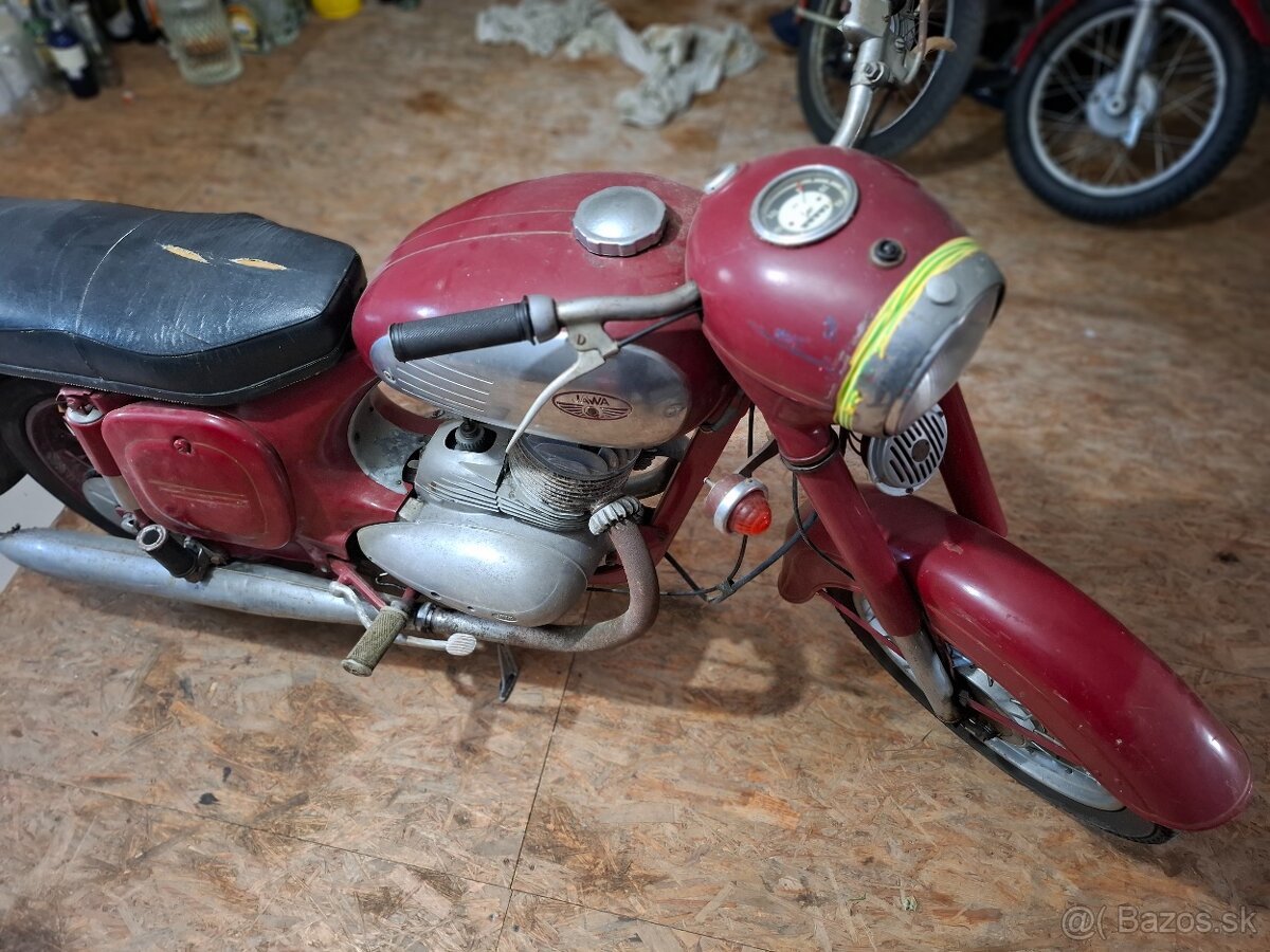 Jawa 250 353