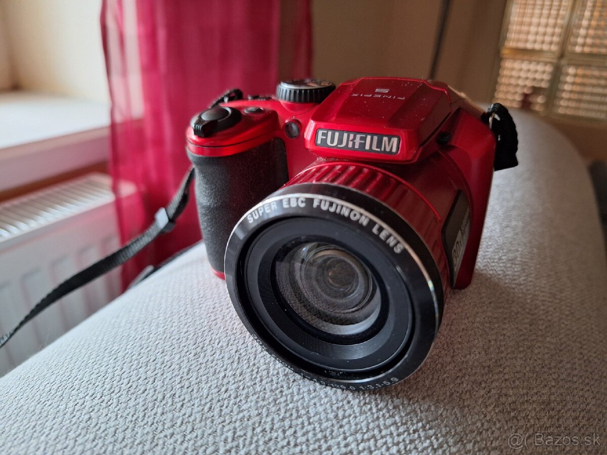 Fujifilm Finepix S4800