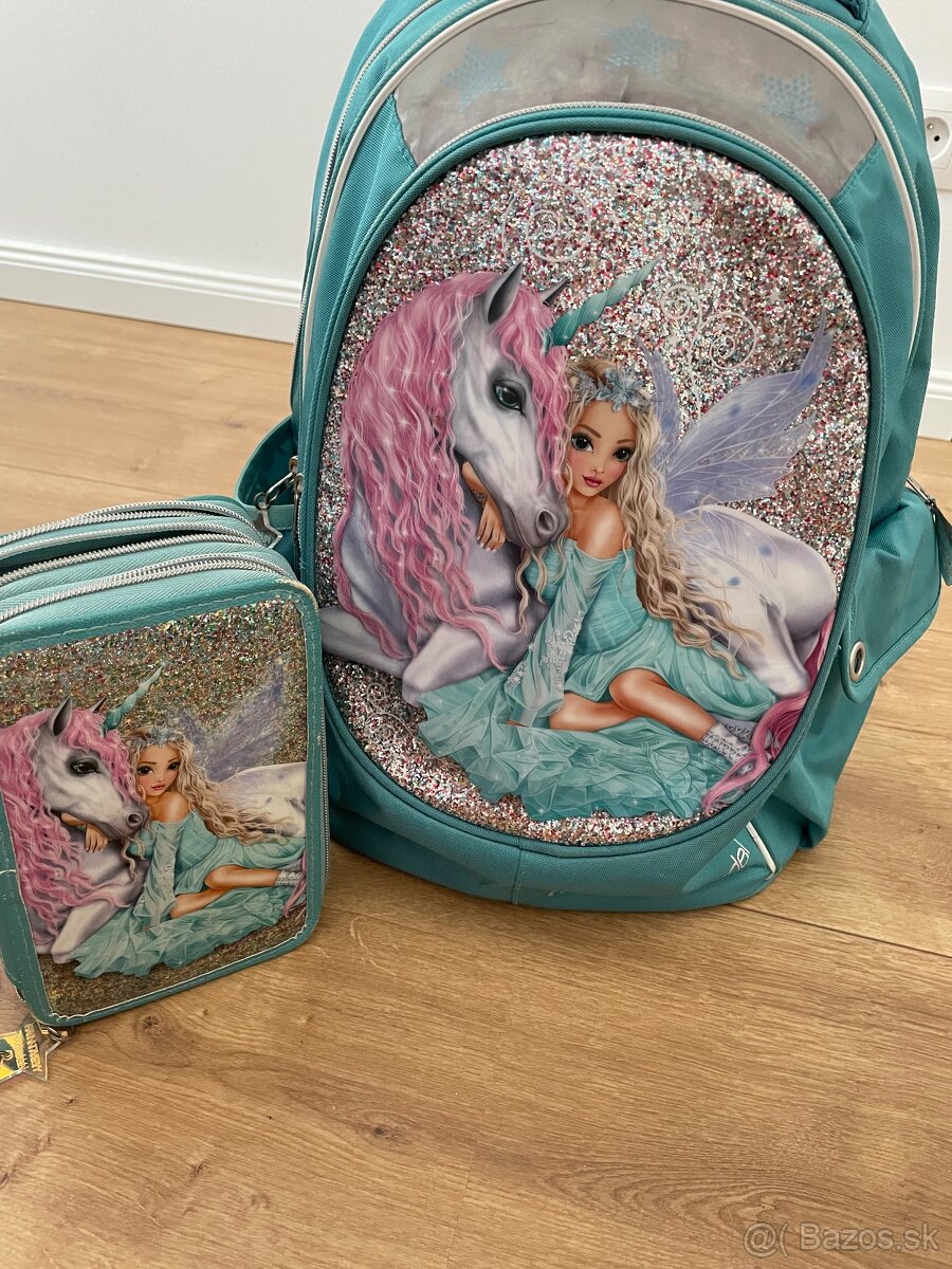 Školská taška a peračník Fantasy model