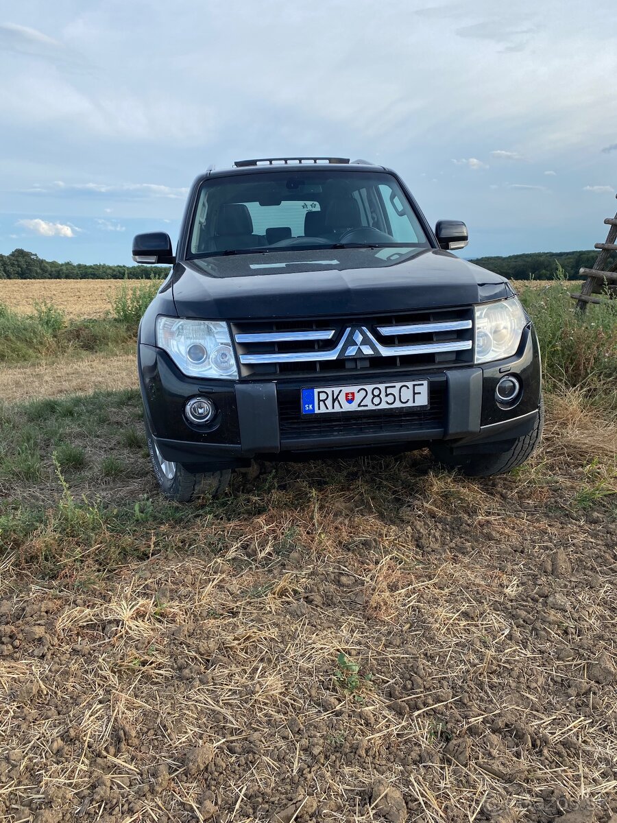 Predám Pajero v80