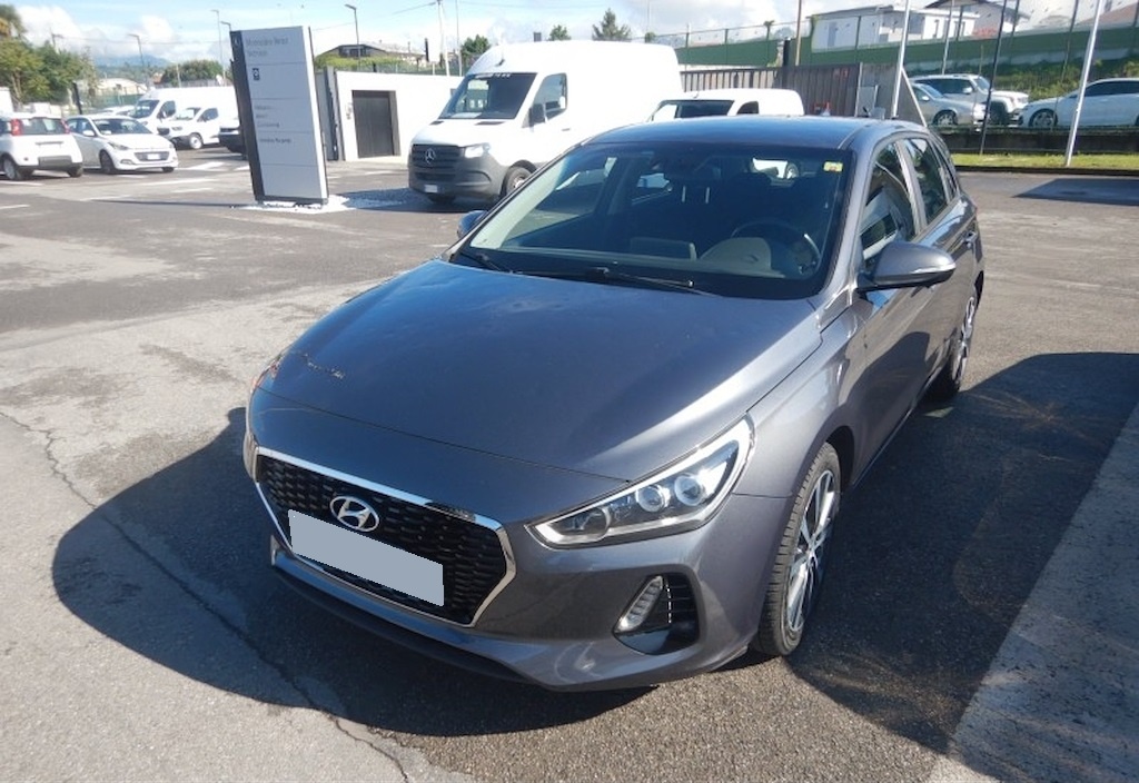 Hyundai i30 Business 2018 1.6CRDi 110k,navigácia-odpočet DPH