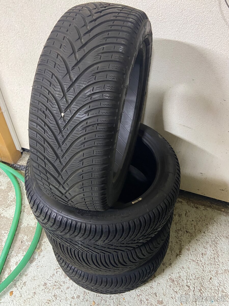 Zimne pneu 4ks 205/50 R17