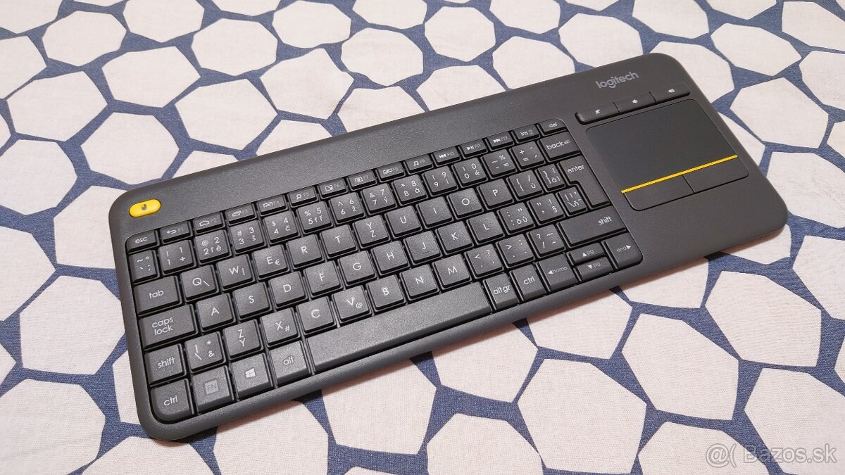 Nová Logitech K400 Plus