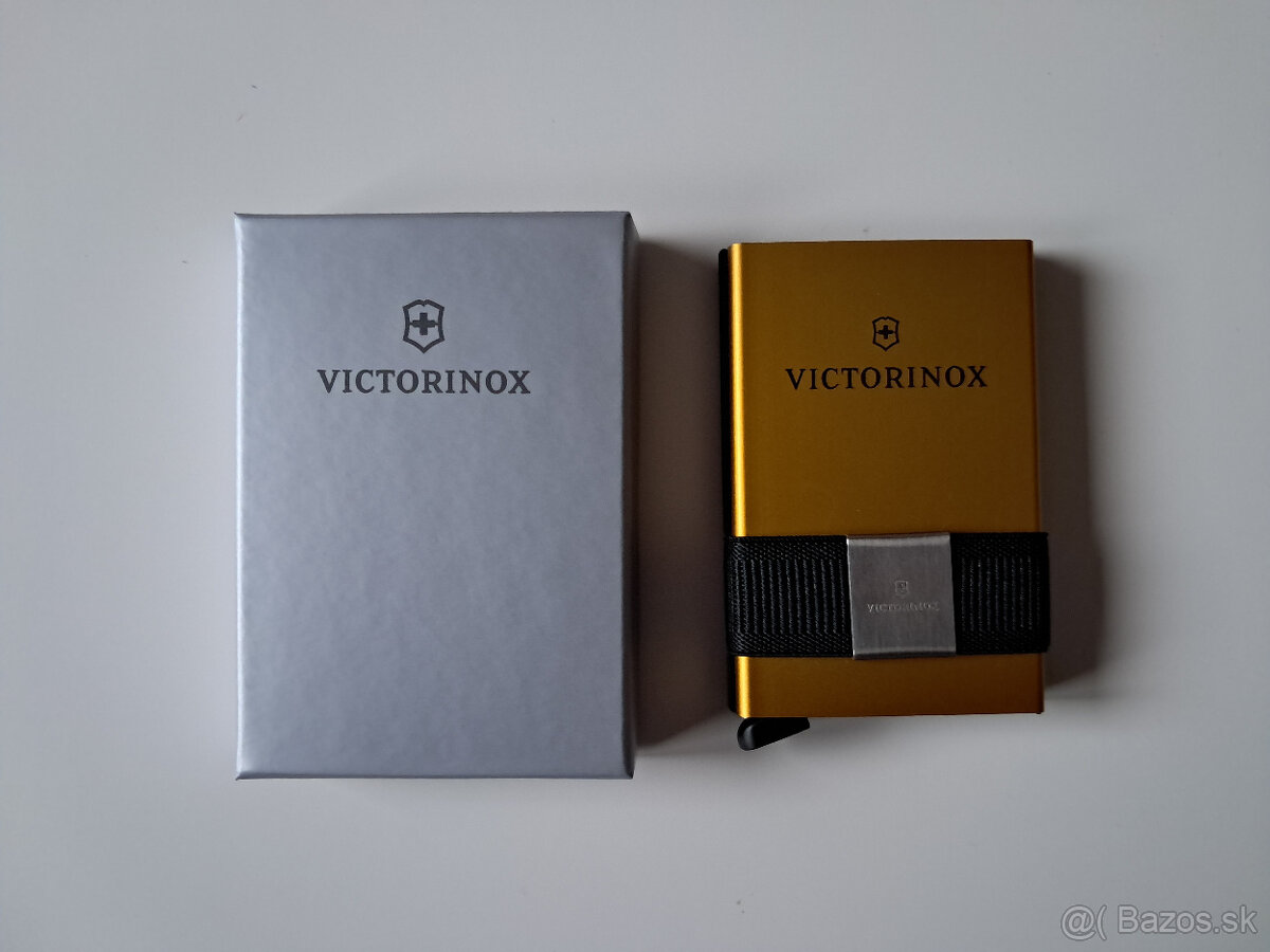 VICTORINOX Smart Card Wallet penazenka