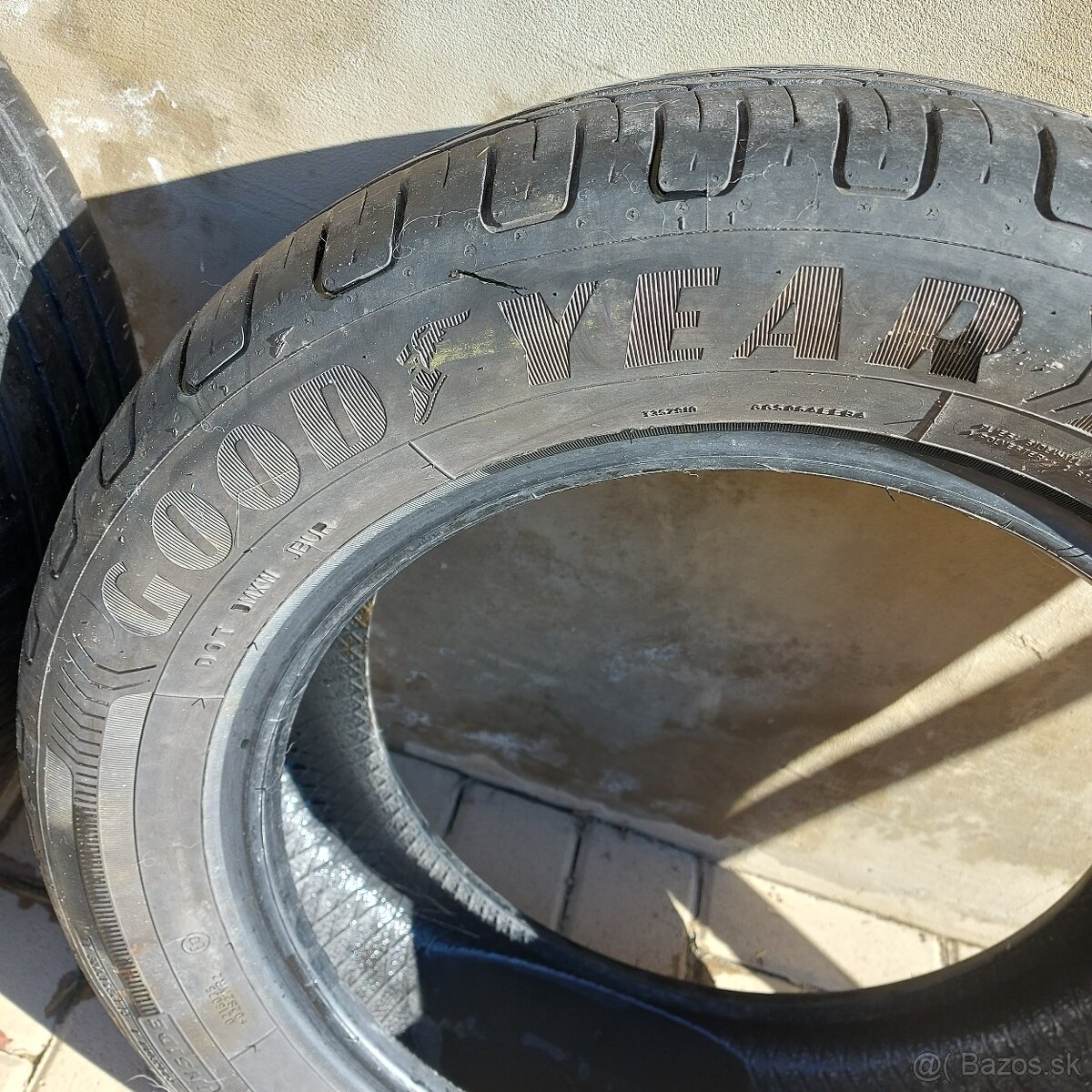 Goodyear 205/60  R16 letné