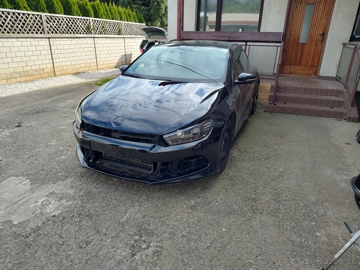 Predná kapota vw scirocco