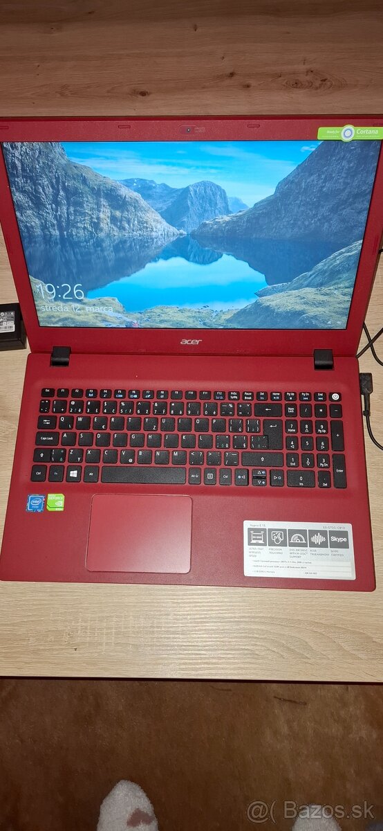 Notebook Acer Aspire E15 E5-573G-C81D