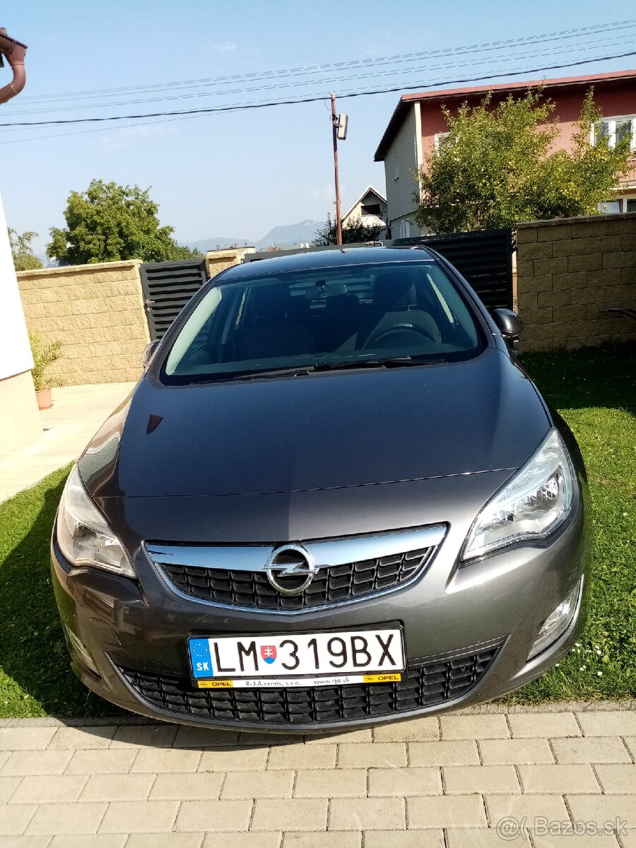 Opel astra J 1.4 74kw