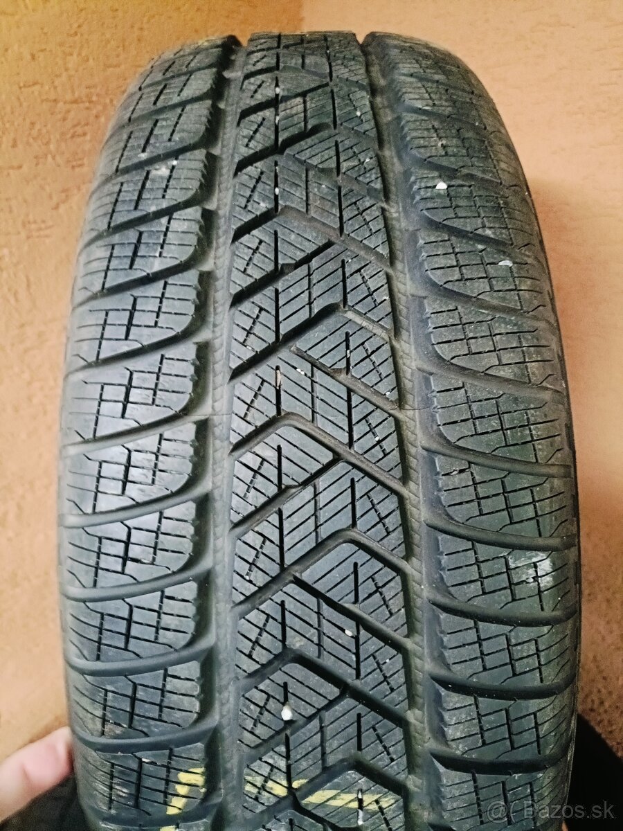 Pirelli Scorpion 225/60 r17