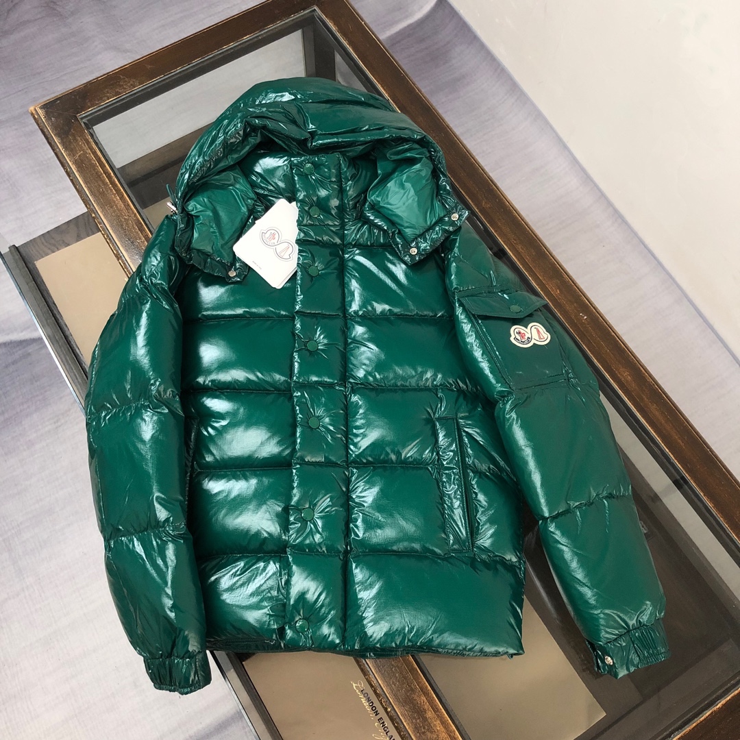 moncler zelena paperova bunda