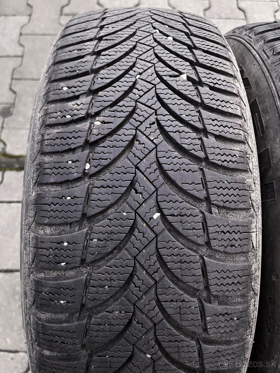 205/60R16 Nexen zimne