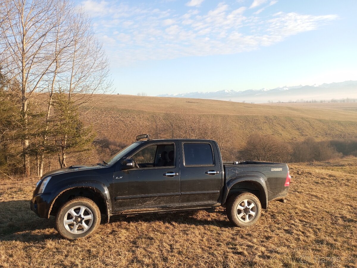 Isuzu D-Max 3.0 120kW 4x4 vo veľmi dobrom stave