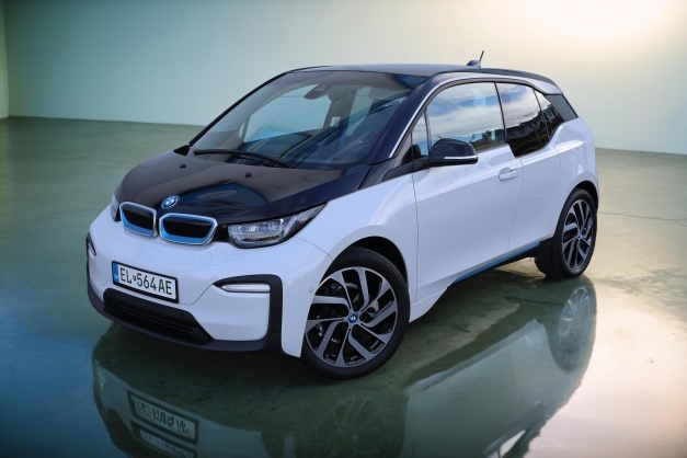 Predám elektromobil BMW i3 120Ah