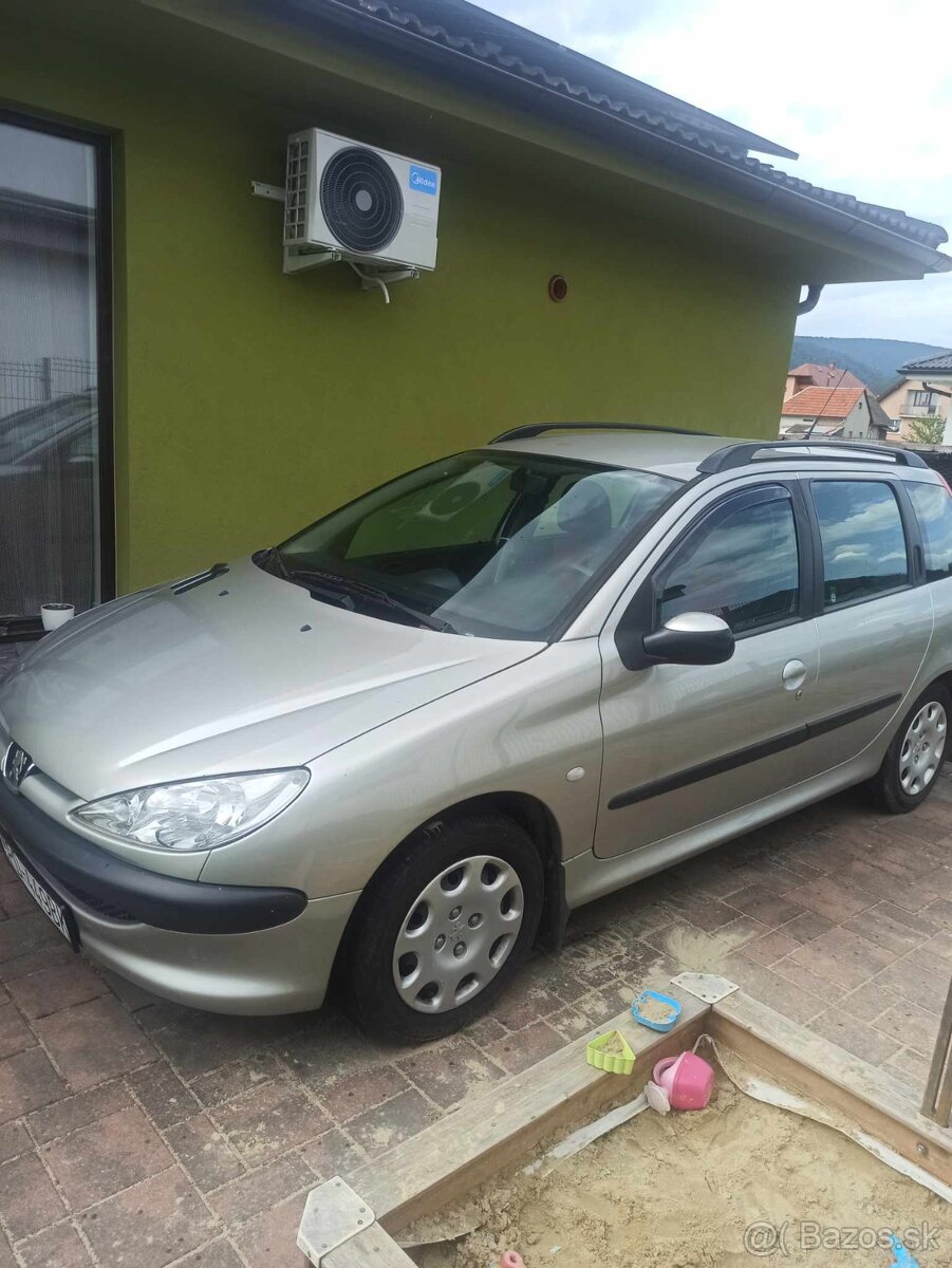 Peugeot 206 SW 1.1 E 44kW 2004   124km